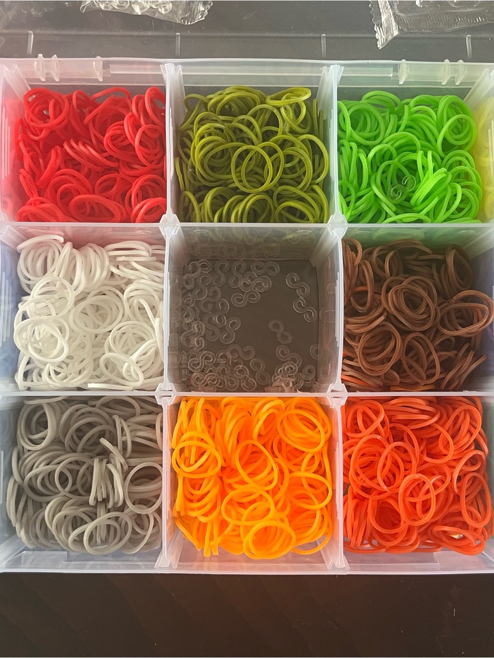 Rainbow Loom Kit : 5600 Rubber Band bracelet maker w/ loom